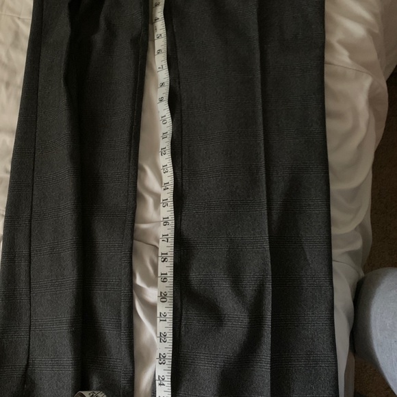 Women’s suit - Picture 10 of 14